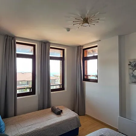 с потрясающим видом Apartment Sveti Vlas