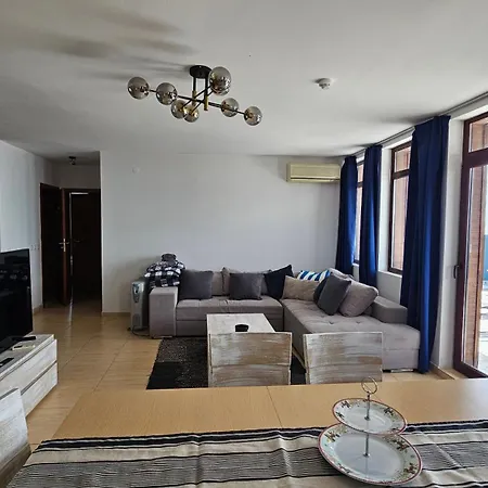 с потрясающим видом Apartment Sveti Vlas