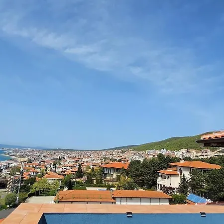 с потрясающим видом Apartment *